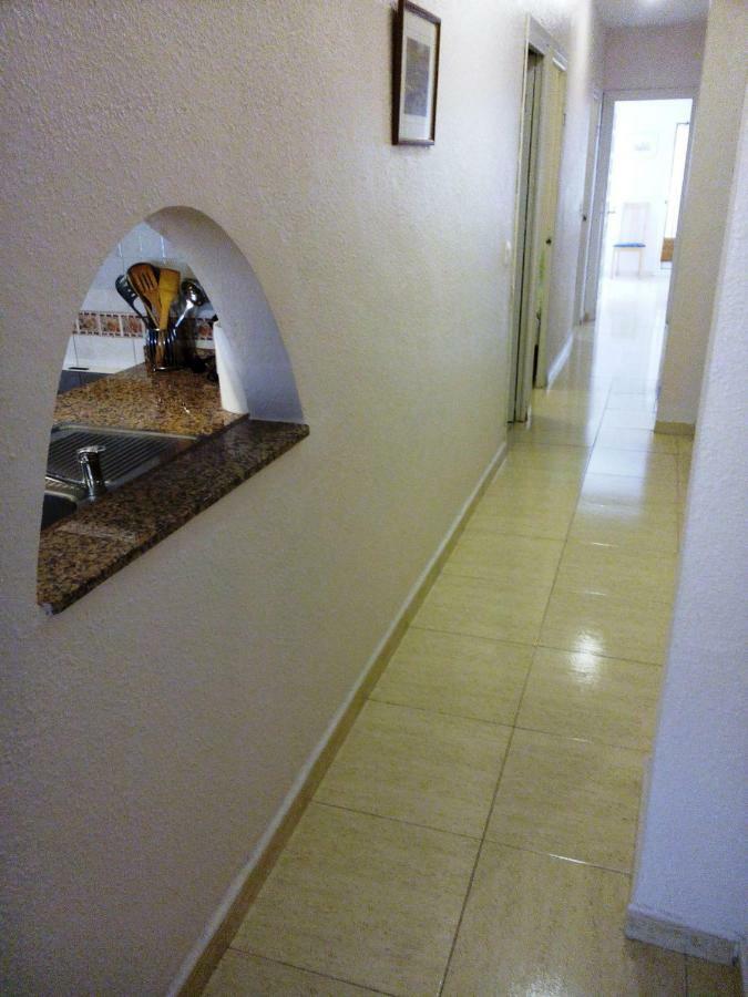 Apartament Downtown with wifi & TV box Torrevieja Zewnętrze zdjęcie