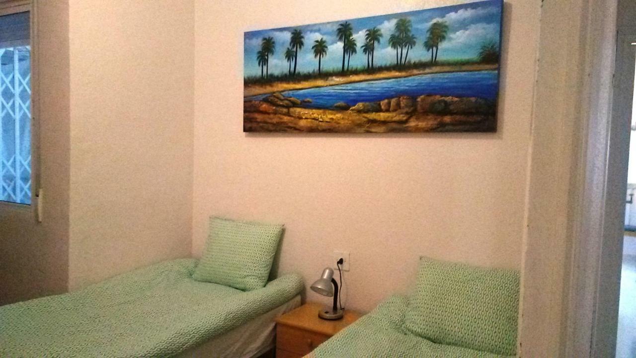 Apartament Downtown with wifi & TV box Torrevieja Zewnętrze zdjęcie