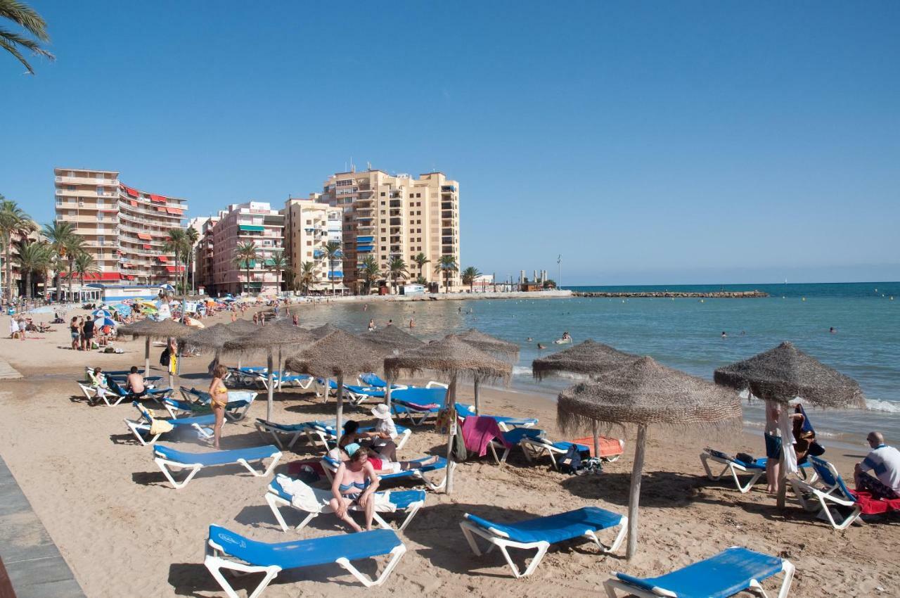 Apartament Downtown with wifi & TV box Torrevieja Zewnętrze zdjęcie
